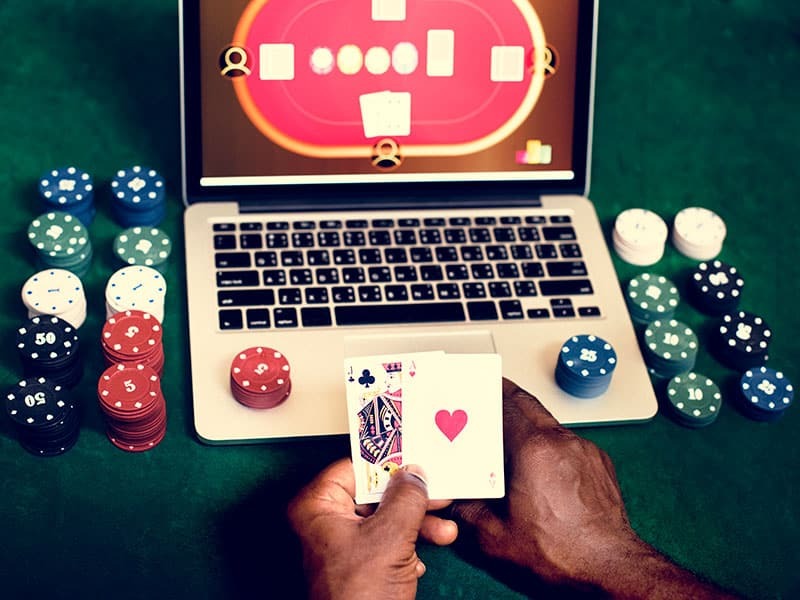 Differenze tra casinò terrestri e casinò online italiani